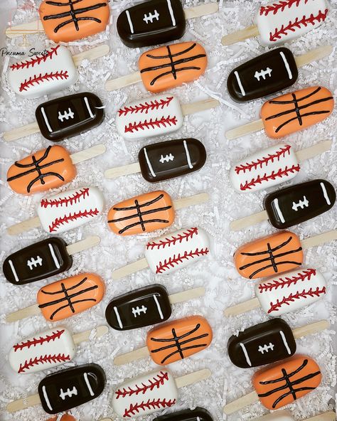 Basketball Cakesicles Ideas, Sports Theme Cake Pops, Sports Theme Desserts, Basketball Cakesicles, Teacher Cakesicles, Strawberry Cakesicles, Football Cakesicles, Cake Sickles Ideas, Birthday Cakesicles