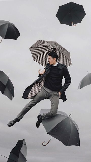 Flying Umbrella, Umbrella Photoshoot, Idea Box, Cool Outfit Ideas, Conceptual Photo, Creative Photoshoot Ideas, Cool Outfit, Creative Photography Techniques, Mens Editorial