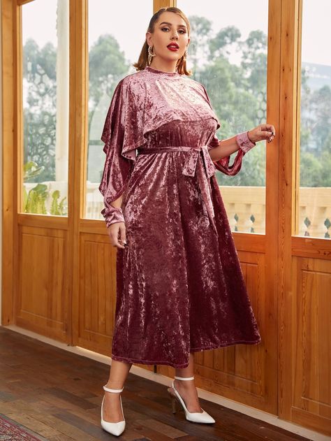 Velvet Dress Plus Size, Plain Tunic, Winter Plus Size, Retro Beauty, Pink Lilac, Pink Party, Pink Parties, Cloak, Velvet Dress