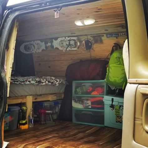 Bohemian Van, Minivan Conversion, Van Builds, Van Dwelling, Car Living, Diy Campervan, Car Life, Nomad Life, Van Ideas