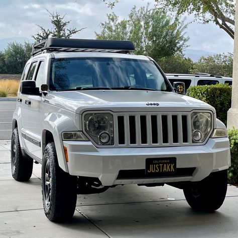 Jeep Liberty Mods, Custom Jeep Liberty, Jeep Liberty Renegade, Off Roaders, American Legend, Lifted Jeep, Custom Jeep, Jeep Liberty, Jeep Renegade