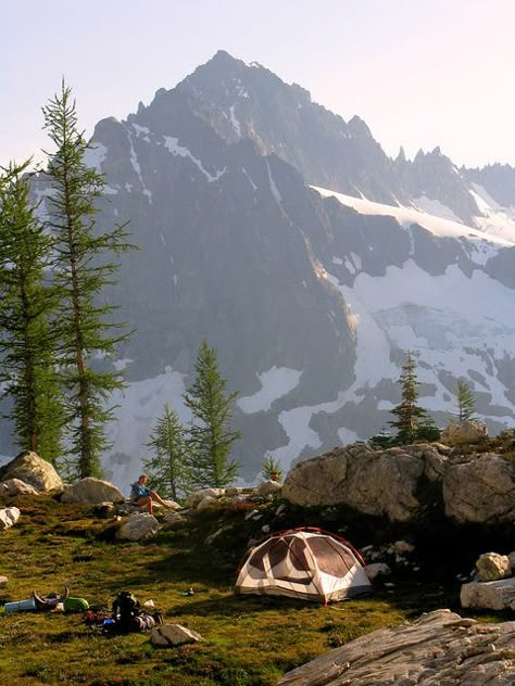 Logan Zone Bivy Site | North Cascades National Park in Washington State. Cascade National Park, North Cascades National Park, North Cascades, Into The Wild, Camping And Hiking, Go Camping, Outdoor Life, Washington State, On The Side