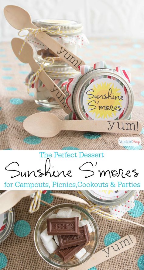 Mason Jar Recipe, Cookout Party, Mini Glass Jars, Gift Jar, Creative Baking, Mason Jar Meals, Winter Desserts, Mason Jar Gifts, Meals In A Jar