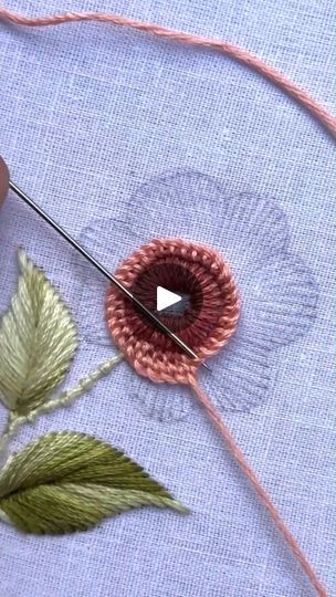 3d Hand Embroidery Designs, 3d Hand Embroidery, Floral Machine Embroidery Designs, Embroidery Lessons, Easy Crochet Stitches, 3d Hand, Hand Embroidery Flowers, Brazilian Embroidery, Embroidery Flowers