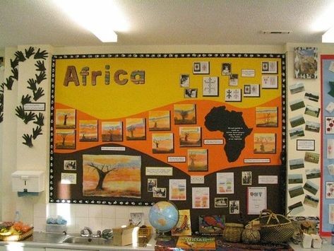 Handas Surprise, Year 2 Classroom, Display Boards For School, Teaching Displays, African Art Projects, Working Wall, Class Displays, African Theme, School Displays