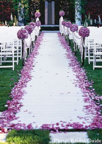 Wedding Walkway Ideas, Wedding Lilac, Lilac Wedding Bouquet, Andong, Aisle Runner Wedding, Lilac Wedding, Aisle Runner, Outside Wedding, Lavender Wedding