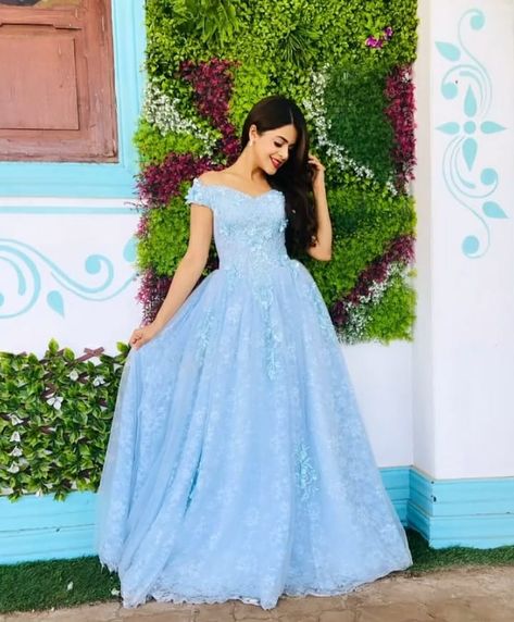 •Jigyasa Singh• on Instagram: “Princess💙 @jigyasa_07” Sumit Bhardwaj, Jigyasa Singh, Stylish Dress Designs, Stylish Dresses, Indian Jewelry, Indian Fashion, Ball Gowns, Designer Dresses, Prom Dresses