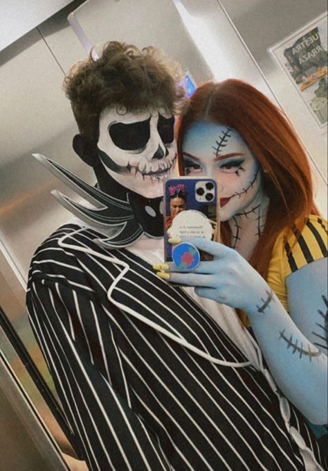 Chunky And Bride Costume, Jack And Sally Halloween, Couple Halloween Face Paint, Cute And Easy Halloween Costumes Couples, Halloween Couple Crafts, Halloween Costumes Jack And Sally, Sally And Jack Costume Couple, Nightmare Before Christmas Couple, Dark Haired Couples Costumes