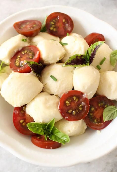 Best Vegan Mozzarella Cheese Recipe • Veggie Society Vegan Pizza Cheese, Mozzarella Cheese Recipe, Vegan Mozzarella Cheese, Veggie Society, Vegan Pizza Dough, Recipes With Mozzarella Cheese, Homemade Cashew Milk, Vegan Bolognese, Pizza Cheese