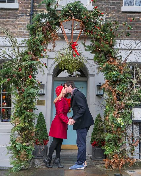 Suze | Luxury Lifestyle on Instagram: “Wishing you happy holidays and a very merry New Year from Paul and I. Some say that the tradition of kissing under the mistletoe started in…” Kiss Under Mistletoe, Kissing Under The Mistletoe, Kiss Under The Mistletoe, Merry New Year, Christmas Styles, Mistletoe Kiss, Under The Mistletoe, Christmas Collection, Christmas Wedding