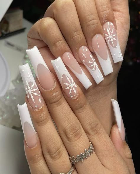 Christmas Acrylic Designs, Winter Freestyle Nails, Baddie Winter Nails, Short Christmas Acrylic Nails, Winter Nails Acrylic, Sweater Nails, French Tip Acrylic Nails, Long Acrylic Nails Coffin, Christmas Nails Acrylic