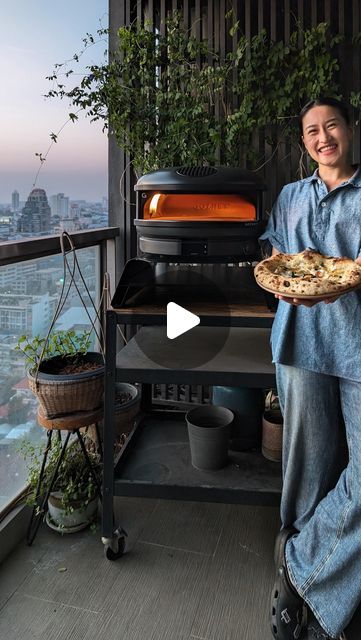 Gozney | Outdoor Pizza Ovens on Instagram: "Unbox the new Gozney Arc XL off-black with Feng Chen (@leopardcrust). Launching March 06 2024. Click the 🔗 in bio to get on the list for early access. 
⁠
#CookDifferent #GozneyArc" Gozney Dome, Gozney Pizza Oven Outdoor Kitchen, Gozney Pizza Oven Recipes, Gozney Pizza Oven, Roccbox Pizza Oven Recipes, Meile Oven, Cuisinart 3 In 1 Pizza Oven, Gozney Roccbox Pizza Oven, Pizza Oven Outdoor Kitchen