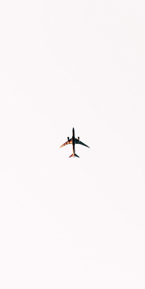 Aviation Wallpaper Iphone, Planes Wallpaper, Wallpaper Airplane, Plane Wallpaper, Airplane Wallpaper, Airplane Photography, Mood Wallpaper, Kid Friendly Travel Destinations, Valentine Photography