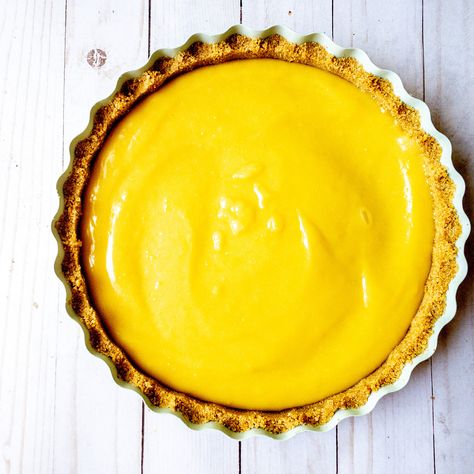 No Bake Lemon Tart, Lemon Curd Tart Recipe, Lemon Curd Pie Recipe, Lemon Custard Tart, Lemon Curd Pie, Tart Lemon Curd, Key Lime Cheesecake Recipe, Curd Tart, Lemon Curd Tart