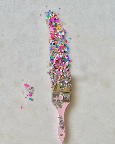 RESTOCKED and $10 today only! All past designs in the viral glitter dipped paintbrush will be retired. These LGD Originals make such wonderful teacher gifts, cork board accessories, flat lay props, gift toppers, ornaments, & so much more! Etta Vee, Art Aesthetic Pictures, Flat Lay Props, Craft Shack, Sketch It, Paint Brush Art, Glitter Decor, Glitter Dipped, Paper Wrapping