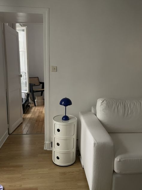 interior, paris apartment, flowerpot lamp Ikea Inspired Living Room Small Spaces, Zurich Apartment, Kartell Table, Apartment Lamps, Kartell Lamp, Kartell Side Table, Flowerpot Lampe, Ikea Inspired Living Room, Korean Apartment