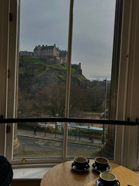 Queen Margaret University Edinburgh, Edinburgh Flat Aesthetic, Living In Edinburgh Aesthetic, Living In Edinburgh, Edinburgh Scotland Summer, Edinburgh Aesthetic Dark, Uni Of Edinburgh, Edinburgh University Aesthetic, Edinburgh Shops