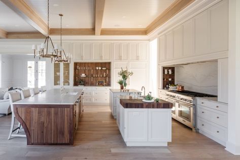 Why You Need a Trendy Double Island Kitchen Layout Island Kitchen Ideas With Seating, Two Kitchen Islands Layout, 2 Island Kitchen Layout, Double Island Kitchens, Double Island Kitchen Layout, Island Kitchen Layout, Kitchen With 2 Islands, Kitchen Island Layout, Island Kitchen Ideas