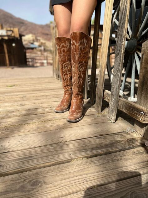 Long Cowgirl Boots, Wide Calf Cowboy Boots For Women, Knee High Cowboy Boots Outfit, Knee High Cowgirl Boots, Wide Calf Cowgirl Boots, Tall Cowgirl Boots, Mexican Boots, Thrift Ideas, Knee High Western Boots