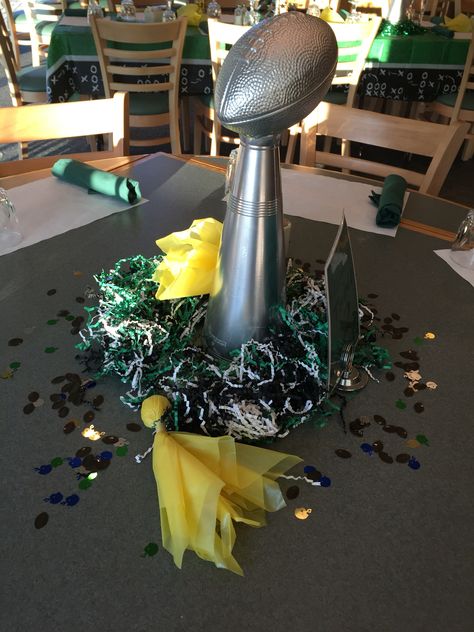 Diy Football Table Decorations, Super Bowl Quotes, Dallas Cowboys Baby Shower, Football Celebrations, Superbowl Party Games, Superbowl Party Decorations, Super Bowl Decorations, Super Bowl Outfit, Super Bowl Rings