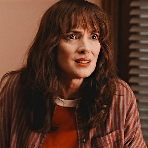 Will Stranger Things, Joyce Byers, Face References, Bad Reputation, Stranger Things 2, Comfort People, Strange Things, Winona Ryder, Actrices Hollywood