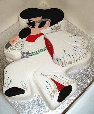 Elvis cake Elvis Birthday Party, Elvis Presley's Birthday, Elvis Cake, Elvis Cakes, Elvis Presley Cake, Elvis Birthday, Novelty Cakes, Grooms Cake, Cake Pan