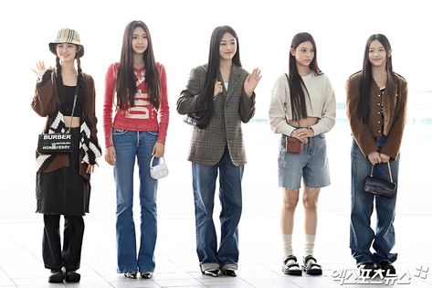 Airport Outfit Korean, Airport Fashion Kpop, Dance Outfits Practice, Outfit Korean, New Jeans Style, Icn Airport, Incheon Airport, I Love Girls, Incheon