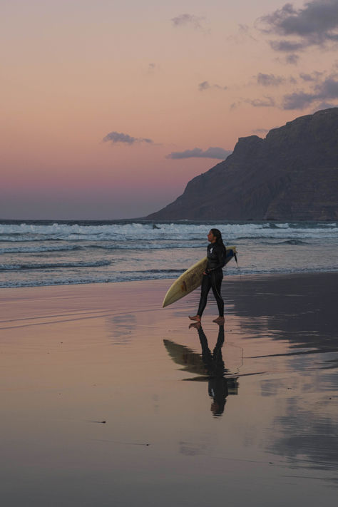 Learn to ride the rolling waves at the week-long, women-only surf camp, WaveSisters, located in the “Hawaii of Europe”.​  For more on Lanzarote visit our guide. Summer Athstetic, Coquette Romance, Beach Vacation Pictures, Art For Walls, Snow Surfing, Walls Art, Surf Camp, Surf School, Adventure Aesthetic