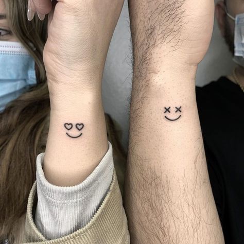 25 Romantic & Small Matching Tattoos for Couples - Small Tattoos & Ideas Couple Tattoos Unique Meaningful, Cute Matching Tattoos, Small Matching Tattoos, Couple Matching Tattoo, Cute Couple Tattoos, Small Couple Tattoos, Couple Tattoos Unique, Female Tattoos, Men Tattoos