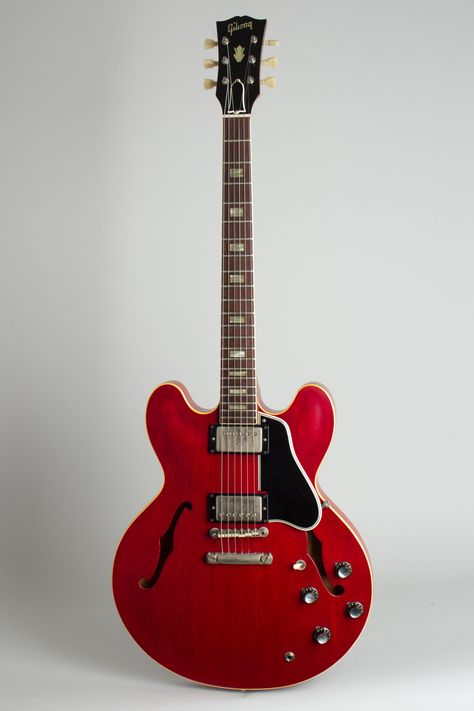 Gibson ES-335TD Semi-Hollow Body Electric Guitar (1962) Gibson Semi Hollow, Red Electric Guitar, Gibson Es 335, Gibson Es, Drum Music, Guitar Pics, Gibson Guitars, Body Electric, Gibson