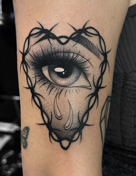 Eye Tattoos For Women, One Eye Tattoo, Mandela Tattoo, Third Eye Tattoos, Eye Tattoos, Black Roses Wallpaper, Basic Tattoos, Hand And Finger Tattoos, Small Tats