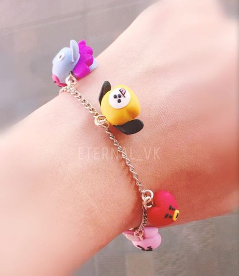 Bt21 Bracelet, Jewelry Kpop, Bts Makeup, Bts Bracelet, Army Accessories, Bts Christmas, Bts Clothing, Kpop Diy, Bts Inspired Outfits