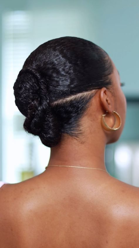 Elegant Low Bun, Low Bun Hairstyles Tutorial, Bun Hairstyle Tutorial, Low Bun Hairstyle, Low Bun Hairstyles, A Hairstyle, Hair Bun Tutorial, Protective Hairstyles Braids, Bun Hairstyle