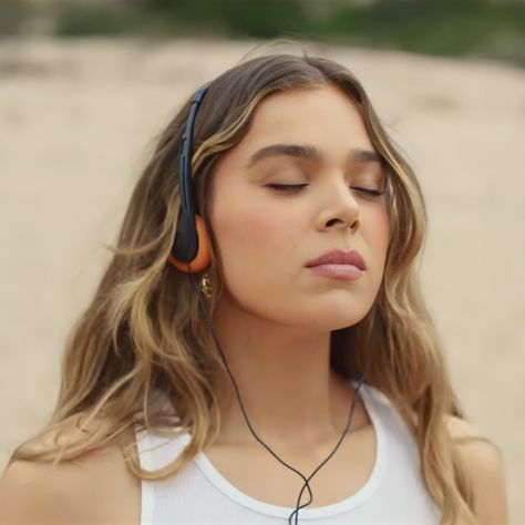 DM ME BEFORE USING THIS ICON + GIVE CREDITS. coast music video (feat. anderson .paak) Hailee Steinfeld Coast, Anderson Paak, Kate Bishop, Johnnie Walker, Hailee Steinfeld, Pop Star, Dm Me, Music Video, Pretty People