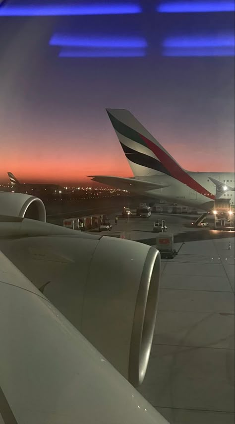 Emirates Flight Aesthetic, Emirates Plane Aesthetic, Emirates Airline Aesthetic, Dubai Flight View, Emirates Airline Wallpaper, Emirates Wallpaper, Emirates Aesthetic, Dubai Images, Dubai Flight