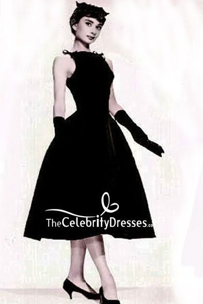 #AudreyHepburn Vintage Tea Length #BlackDress - TheCelebrityDresses Tea Length Black Dress, Black Tea Length Dress, Audrey Hepburn Vintage, Events Dresses, Audrey Hepburn Dress, Short Wedding Dress Vintage, Best Celebrity Dresses, Hepburn Dress, Grammy Dresses