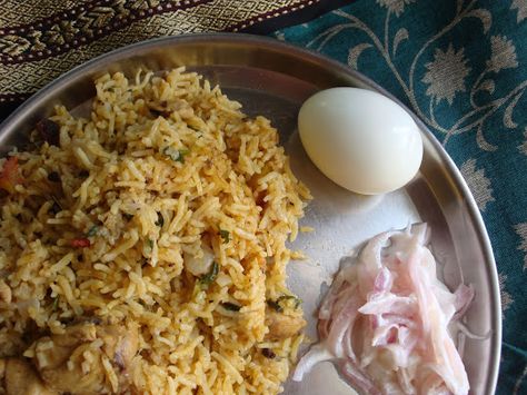 home style chicken biryani in pressure cooker Easy Chicken Biryani, Happy Womens, Chicken Biryani, Home Organizing, Biryani Recipe, Veg Recipes, Home Style, Biryani, Easy Chicken