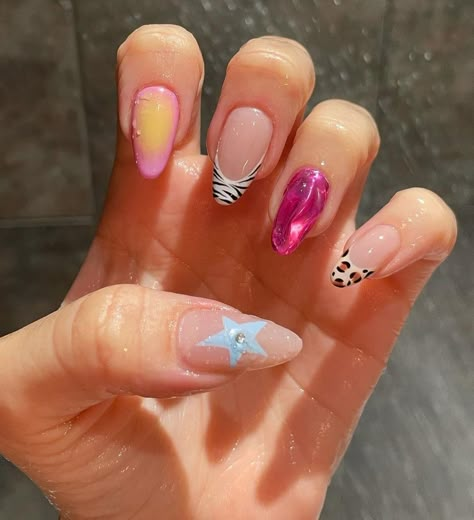 Level 1 Nail Art, Simple Funky Nails, Festival Nails Coachella, Gel X Nail Designs Almond, Nails With Design Ideas, Cabo Nails, Brat Nails, Lisa Frank Nails, Funky Summer Nails