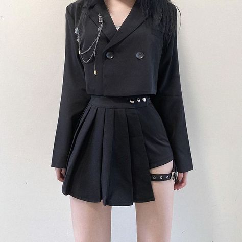 Cropped Blazer Outfit, Enhypen Concert, Ateez Concert, Outfit Concert, Mode Ulzzang, Egirl Fashion, Badass Outfit, Y2k Aesthetic Fashion, Search History