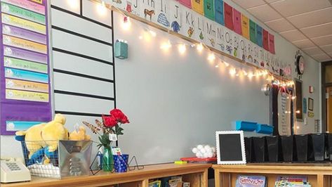 Lights In Classroom Ideas, Classroom Twinkle Lights, Lighting For Classroom, Twinkle Light Classroom, Fairy Lights Classroom Decor, Classroom Decor Lights, Twinkle Lights In Classroom, Led Lights Classroom Decor, Fairy Light Classroom