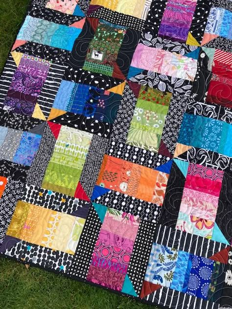 Another Chaser Block Finish Scrappy Strip Quilts, Crumb Quilts Free Pattern, Jelly Roll Quilts Ideas, String Quilts Patterns Free, Square In A Square Quilt Block, String Quilts Ideas Block Patterns, Easy Scrap Quilts, Scrappy Quilt Patterns Free, Crumb Quilts Ideas