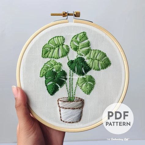 TheEmbroideryLoftCo - Etsy Canada Plant Embroidery Designs, Houseplant Embroidery, Embroidery Succulent, Potted Monstera Plant, Plant Embroidery Pattern, Monstera Embroidery, Embroidery Plants, Naturalistic Design, Monstera Aurea