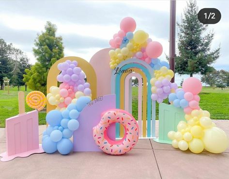 Candy Theme Birthday Party, Candy Land Birthday Party, Minnie Birthday Party, Candy Birthday Party, Wedding Stage Design, My Little Pony Party, Candyland Birthday, Candyland Party