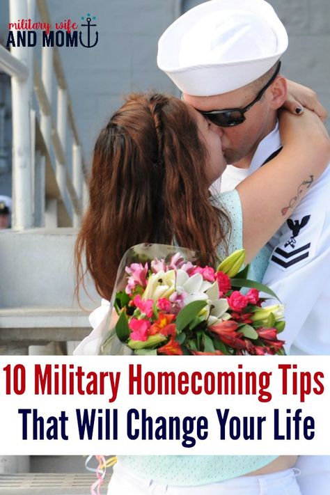 Soldier Care Packages, Homecoming Signs, Deployment Homecoming, Military Wife Life, Airforce Wife, Military Homecoming, Military Deployment, Military Girlfriend, Army Life