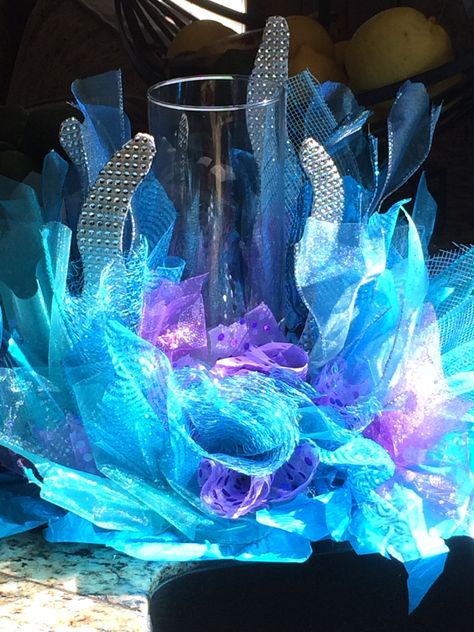 Jellyfish Centerpiece, Jellyfish Birthday, Ocean Centerpieces, Boat Centerpieces, Fish Centerpiece, Hoco 2023, King Neptune, Debut Theme, Night To Shine