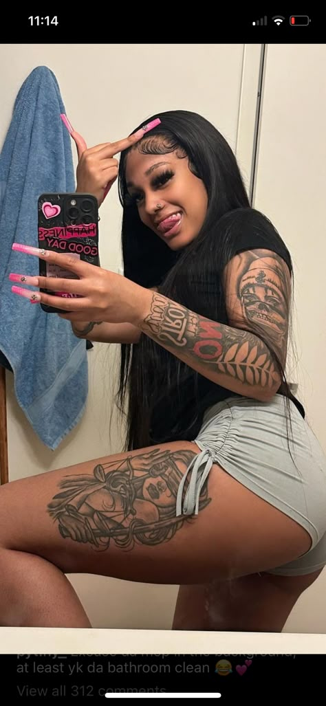 Tatted Baddies, Bad Outfits, Lash Packaging, Pretty Tattoos For Women, Cute Birthday Outfits, Frontal Hairstyles, Cute Tattoos For Women, Mirror Pics, Cute Lazy Day Outfits