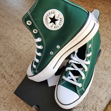 ***Brand New, Never Worn*** Chuck Taylor All Star Lift Platform Unisex High Top Shoe 7.5 Wrong Size For My Daughter (Sized For Mens), And Missed Return Window! Our Loss, Your Gain! Non-Smoking, Pet-Free Home Converse All Stars, Converse Verdes, Green Platform Converse, Dark Green High Top Converse, Platform Converse Dark Green, Converse Platform Shoes Green, Light Green Platform Converse, Safe Green Converse, Green High-top Converse Canvas Shoes