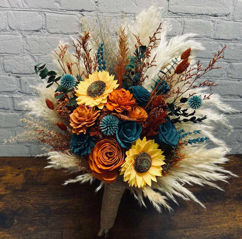 Boho Sunflower Bouquet Boho Sunflower Bouquet, Boho Sunflower Wedding, Wedding Bouquets Sunflowers, Western Wedding Colors, Teal Wedding Flowers, Ukrainian Flowers, Sunflower Bridal Bouquet, Boho Sunflower, Fall Wedding Color Palette