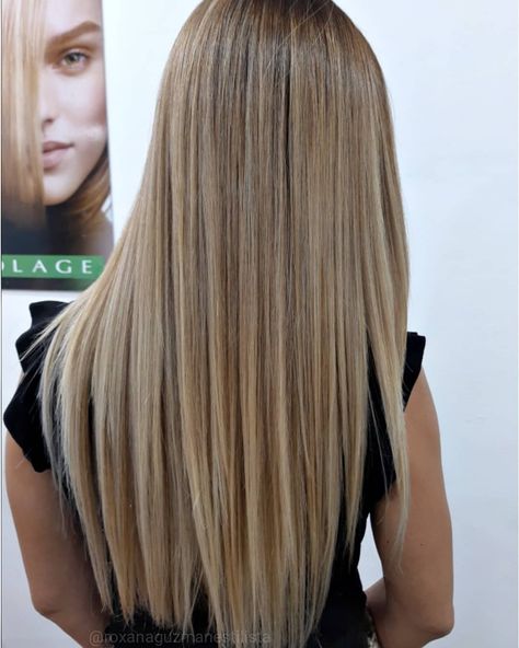 Best Hair Dye, Dark Blonde Hair Color, Hair Dyes, Brown Hair Balayage, Dark Blonde Hair, Blonde Hair Inspiration, Brown Hair With Highlights, Cool Hair Color, Blonde Hair Color