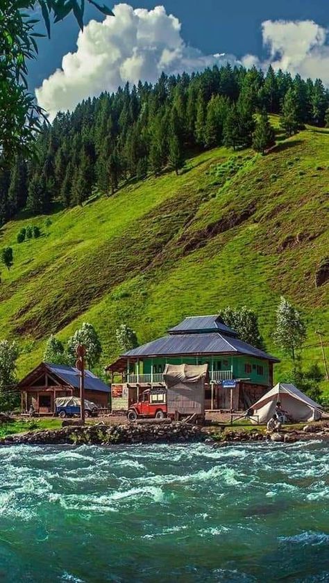 Beautiful Places In Pakistan, Places In Pakistan, Neelam Valley, West Virginia Vacation, Pakistan Country, Pakistan Tourism, Kashmir Pakistan, Virginia Vacation, Azad Kashmir